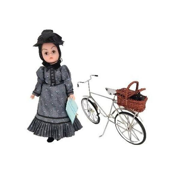 VTG Wizard of Oz Miss Gulch Metal Bike & Toto 10" Doll # 13240 75th Anniversary - Picture 1 of 9